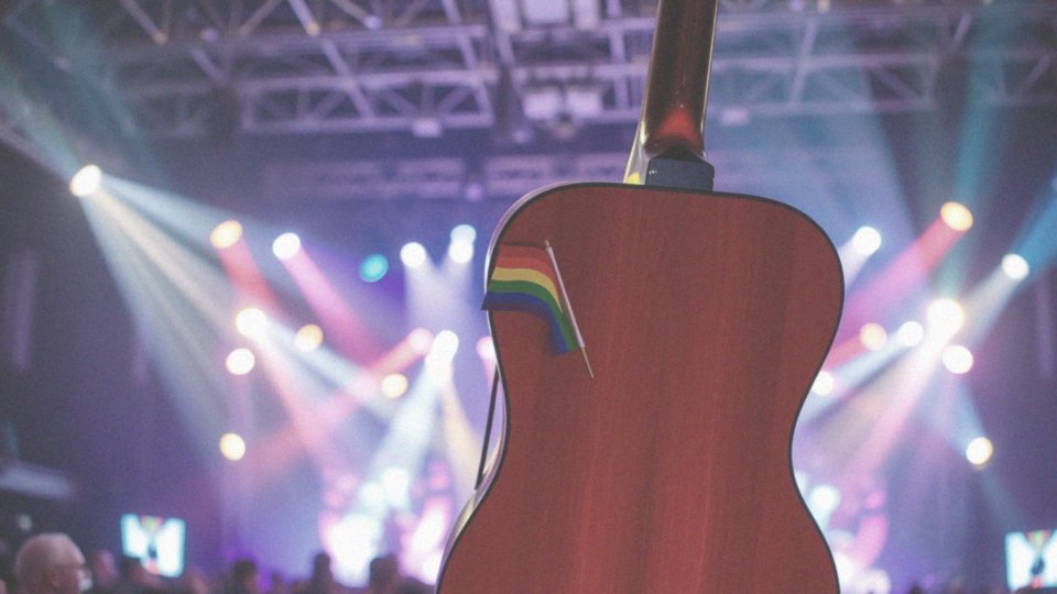 W jaki sposób Harry Styles wspiera społeczność LGBT?